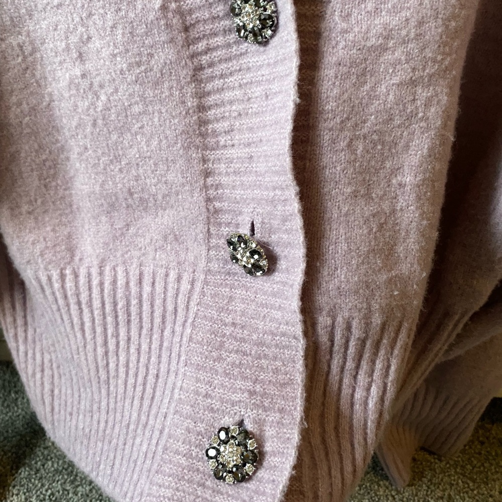 H&M lilac cardigan with rhinestone buttons oversized fit (S) - Picture 6 of 13